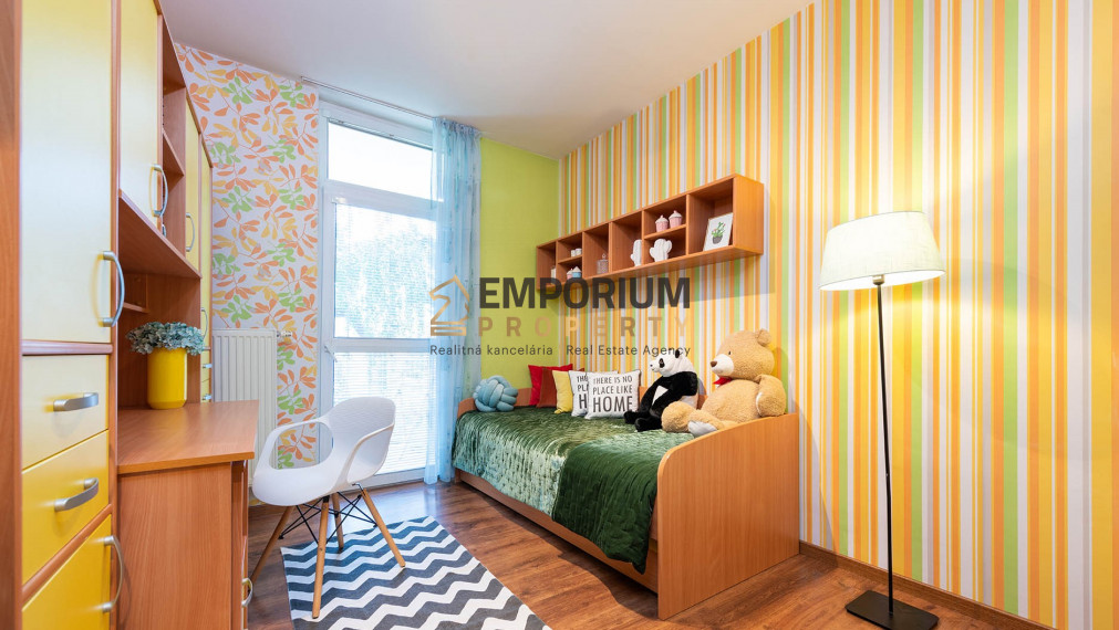 P R E D A N É │3i byt pri Istropolise