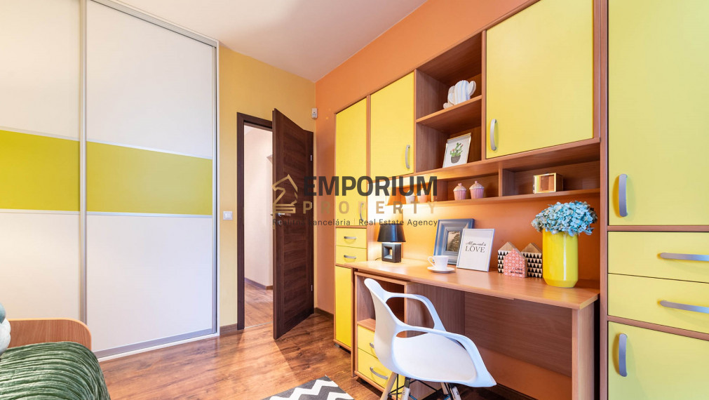 P R E D A N É │3i byt pri Istropolise