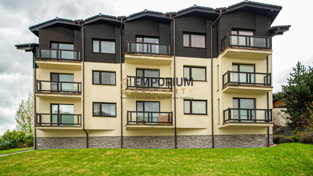 P R E N Á  J O M │ 2i apartmán v Novej Lesnej s výhľadom na Tatry