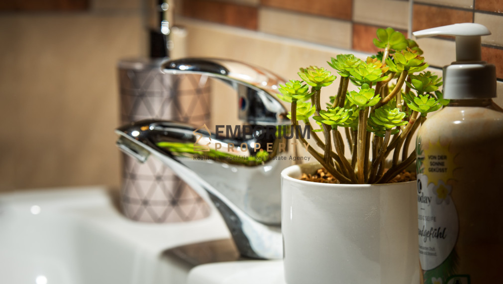 P R E N Á  J O M │ 2i apartmán v Novej Lesnej s výhľadom na Tatry