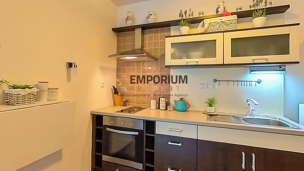 P R E N Á  J O M │ 2i apartmán na Táloch s výhľadom na Chopok