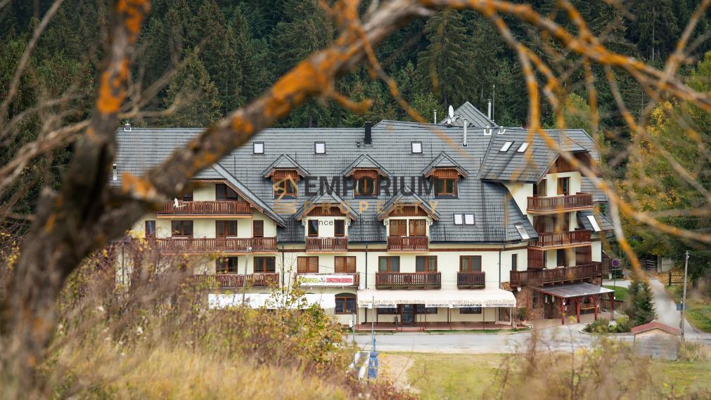 P R E N Á  J O M │ 2i priestranný mezonet pod zjazdovkou v PARK SNOW DONOVALY│3 D