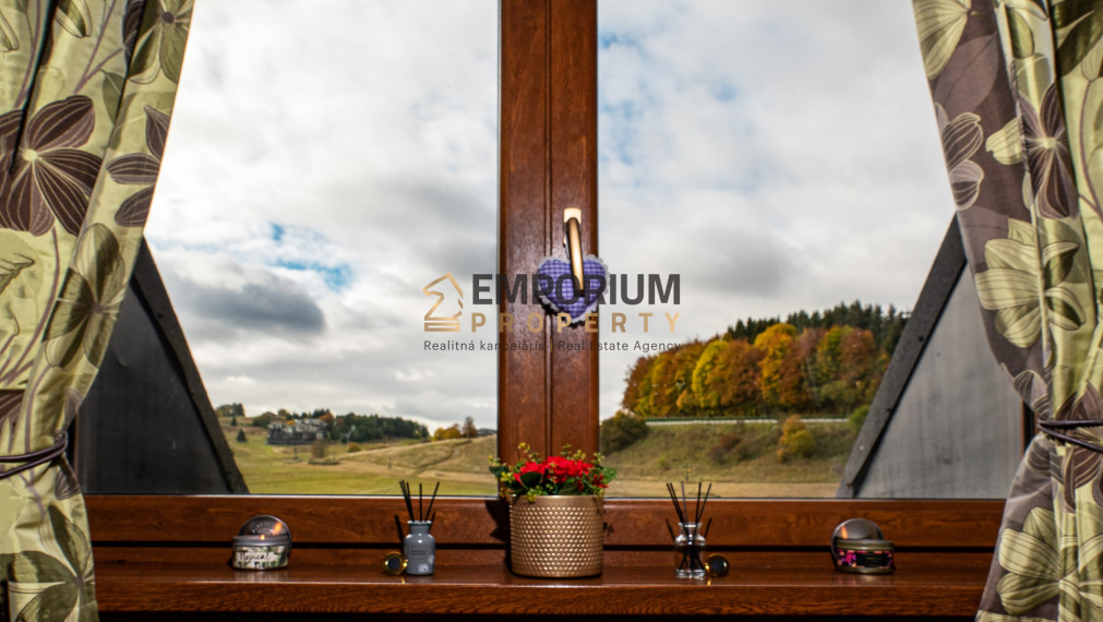 P R E N Á  J O M │ 2i priestranný mezonet pod zjazdovkou v PARK SNOW DONOVALY│3 D