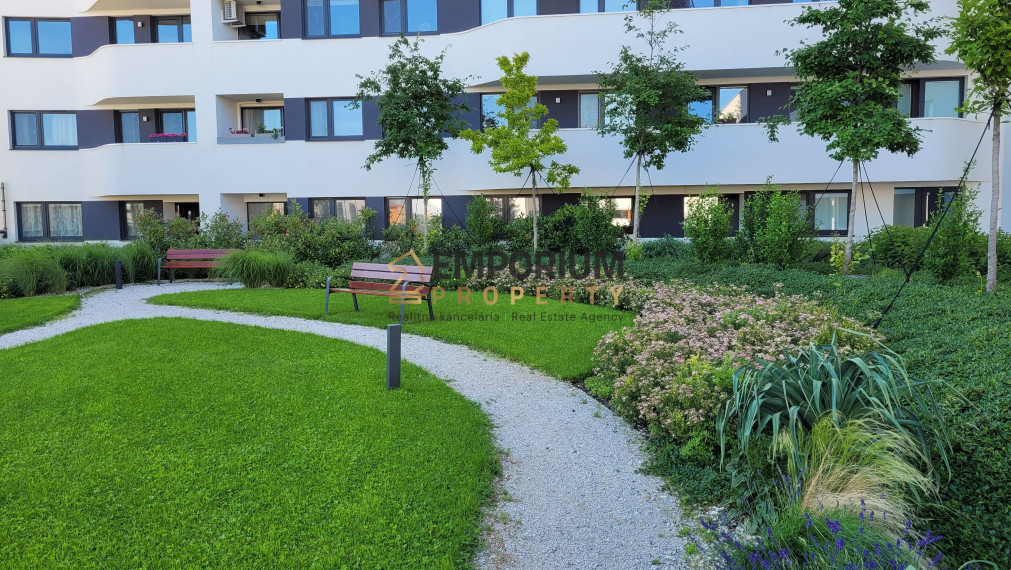 P R E N Á J O M │2i byt s prémiovým výhľadom