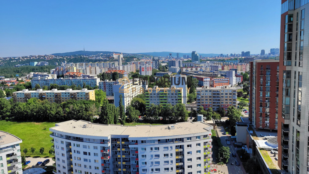 P R E N Á J O M │2i byt s prémiovým výhľadom