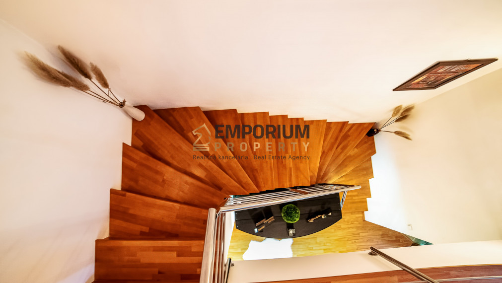 P R E N A J A T É │AKO V TOSKÁNSKU!│4i RD v Rači s božským kľudom!