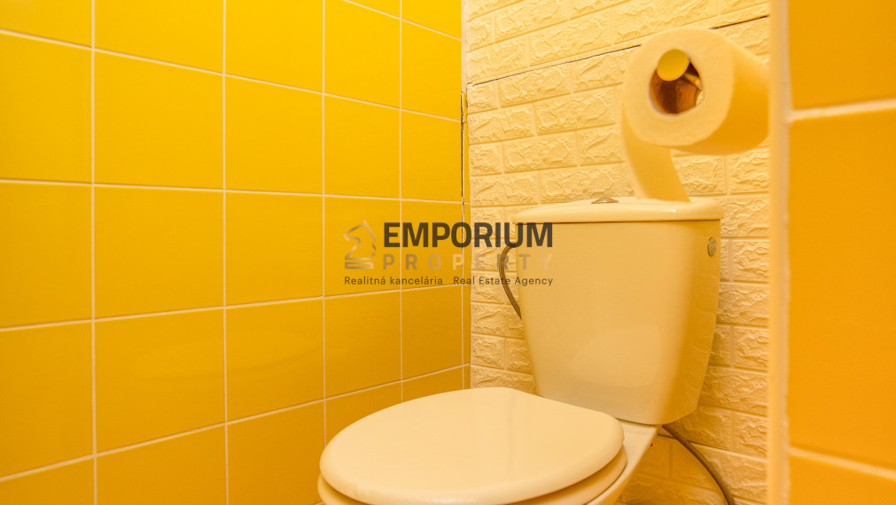 P R E D A N É │1,5i byt vo Vrakuni s klimatizáciou a výhľadom na Kamzík