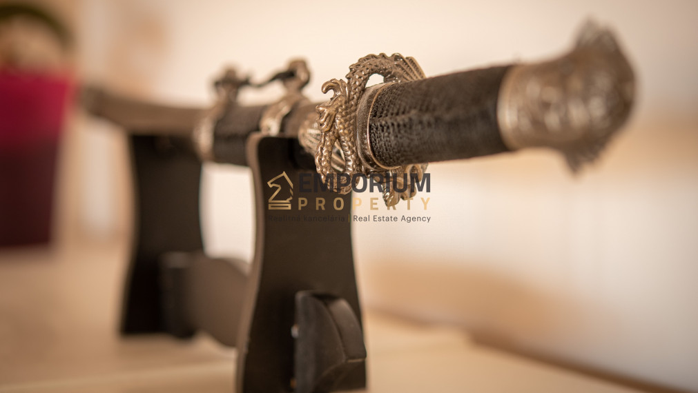 P R E D A N É │1,5i byt vo Vrakuni s klimatizáciou a výhľadom na Kamzík