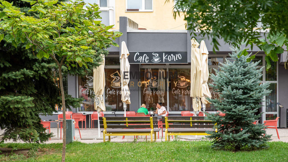 P R E D A N É │1,5i byt vo Vrakuni s klimatizáciou a výhľadom na Kamzík