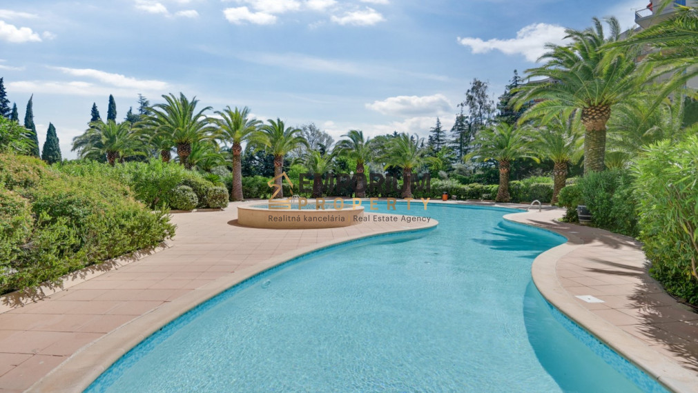 P R E D A J │1,5i byt na golfovom ihrisku s bazénom│Francúzska riviéra│Cannes