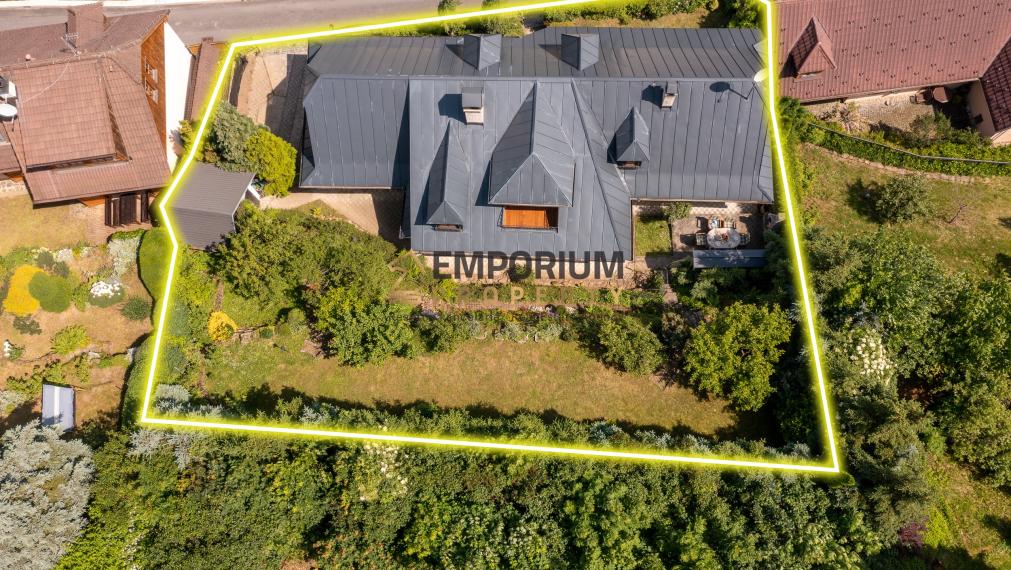 P R E N Á J O M │Priestranná rázovitá chalupa prevoňaná tradíciou v centre B. Štiavnice│3 D