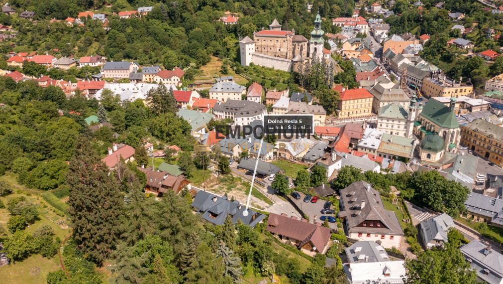 P R E N Á J O M │Priestranná rázovitá chalupa prevoňaná tradíciou v centre B. Štiavnice│3 D