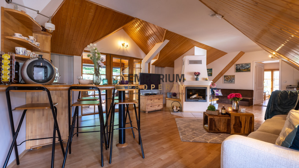 P R E N Á J O M │Priestranná rázovitá chalupa prevoňaná tradíciou v centre B. Štiavnice│3 D