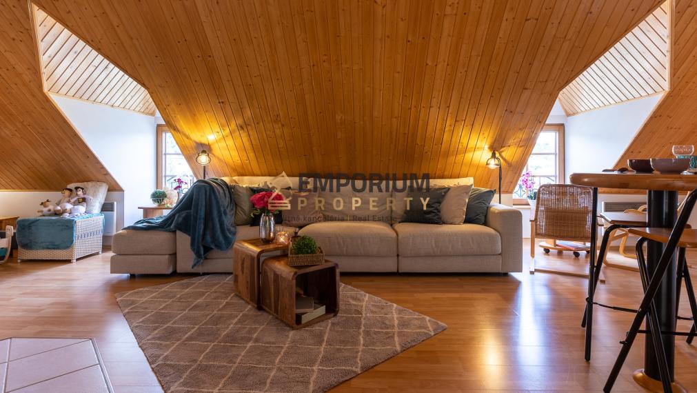 P R E N Á J O M │Priestranná rázovitá chalupa prevoňaná tradíciou v centre B. Štiavnice│3 D