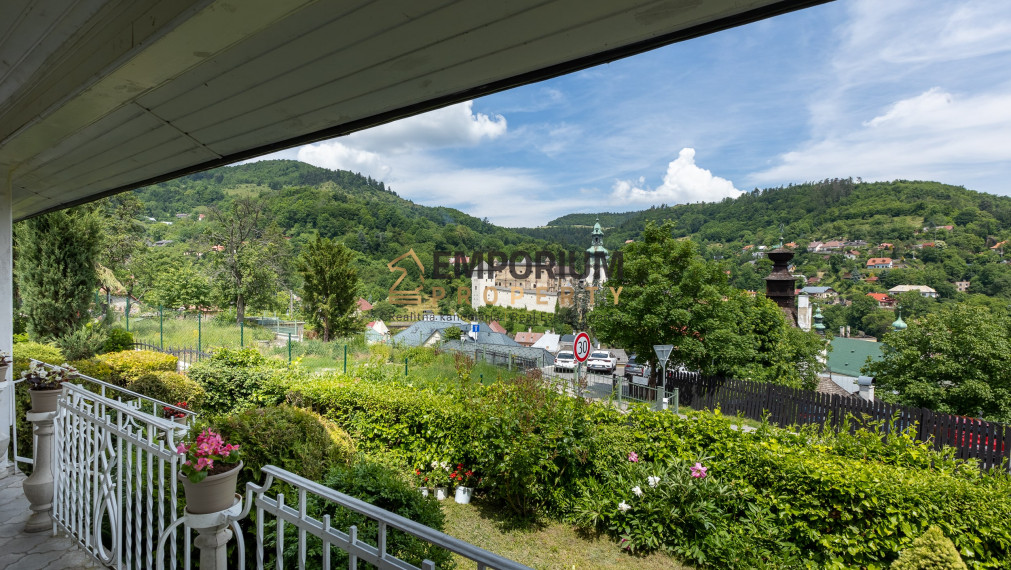 P R E N Á J O M │Priestranná rázovitá chalupa prevoňaná tradíciou v centre B. Štiavnice│3 D