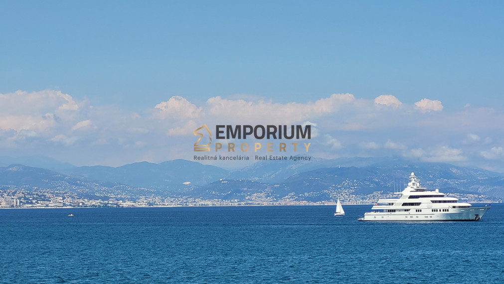 P R E D A J │5i RD na kopci s bazénom a výhľadom│Francúzska riviéra│Fréjus