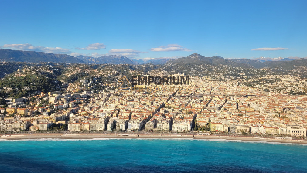 P R E D A J │5i RD na kopci s bazénom a výhľadom│Francúzska riviéra│Fréjus