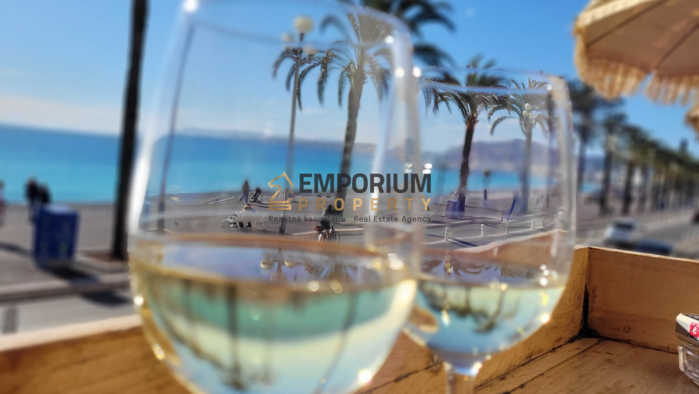 P R E D A J │5i RD na kopci s bazénom a výhľadom│Francúzska riviéra│Fréjus