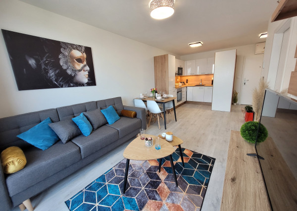 P R E N Á J O M │2i byt s prémiovým výhľadom